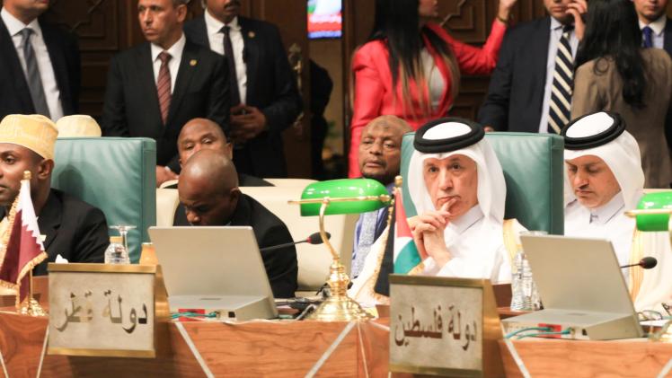 سعادة السيد سلطان بن سعد المريخي وزير الدولة للشؤون الخارجية