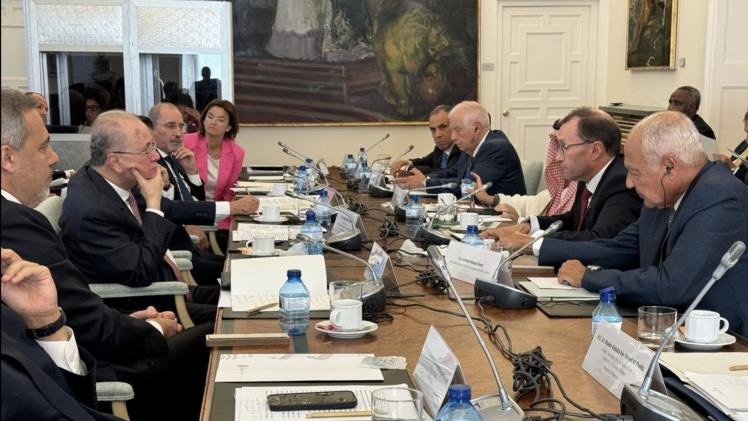 جانب من الاجتماع