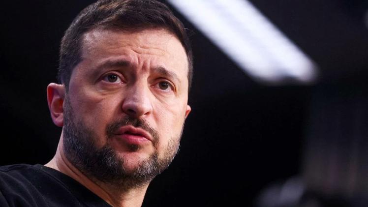 فولوديمير زيلينسكي الرئيس الأوكراني