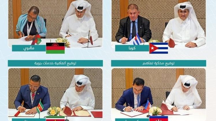 جانب من توقيع الاتفاقيات