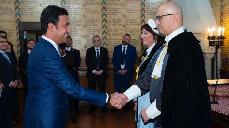 جانب من مشاركة سعادة السفير بالحفل