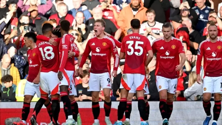 لاعبو مانشستر يونايتد