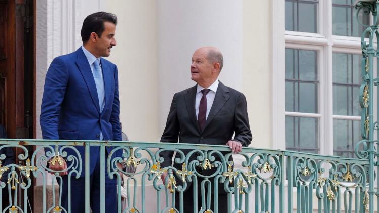 سمو الأمير والمستشار الألماني