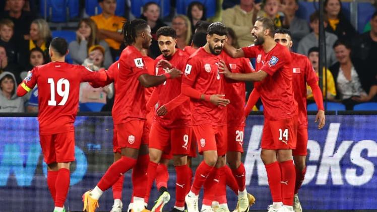 لاعبو منتخب البحرين