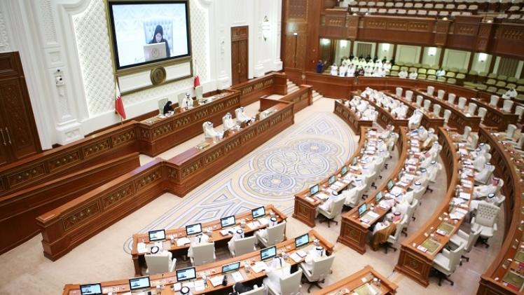 جانب من جلسة مجلس الشورى