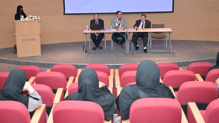 جانب من الملتقي