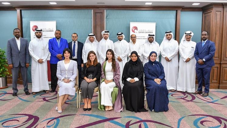 صورة جماعية على هامش البرنامج