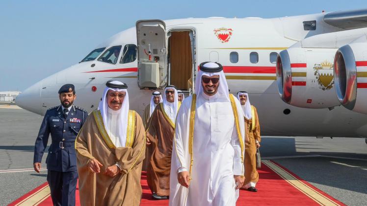 خلال وصول وزير الداخلية البحريني إلى الدوحة