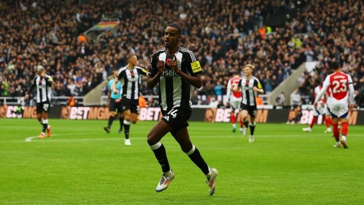 مباراة أرسنال ونيوكاسل