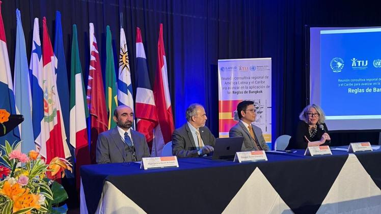 جانب من الاجتماعات