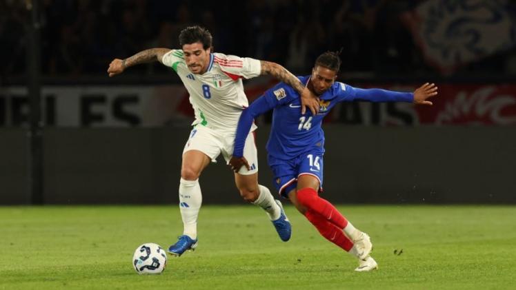 مباراة سابقة بين إيطاليا وفرنسا