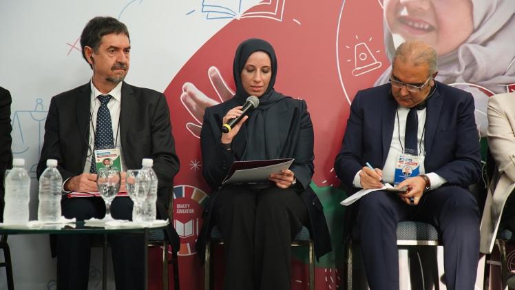 جانب من مشاركة سعادة وزير التربية والتعليم بالاجتماع