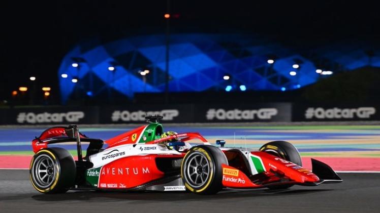 السائق الإنجليزي أوليفر بيرمان