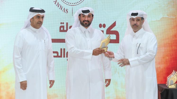 جانب من تتويج الفائزين