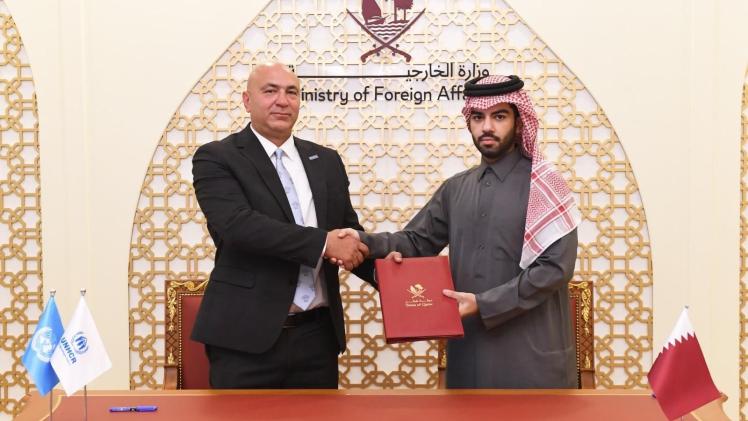 جانب من توقيع الاتفاقية