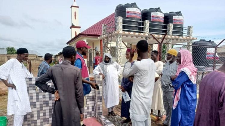 جانب من تدشين البئر ومركز تحفيظ القرآن