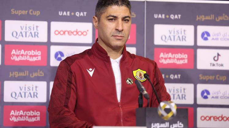 يوسف السفري المدير الفني لفريق نادي قطر