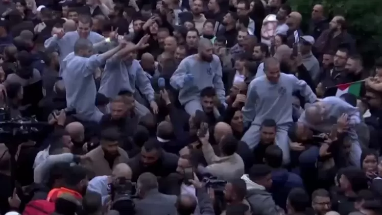 جانب من وصول الأسرى