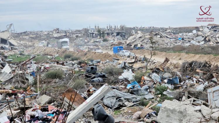 آثار الدمار الكبير في محور "نتساريم"