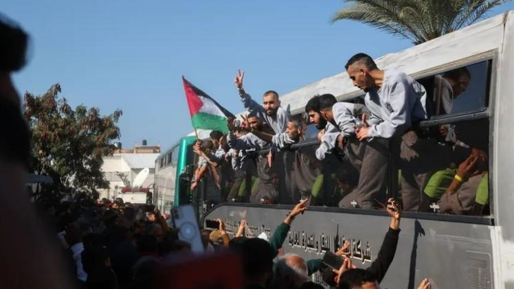 جانب من الإفراج عن الأسرى