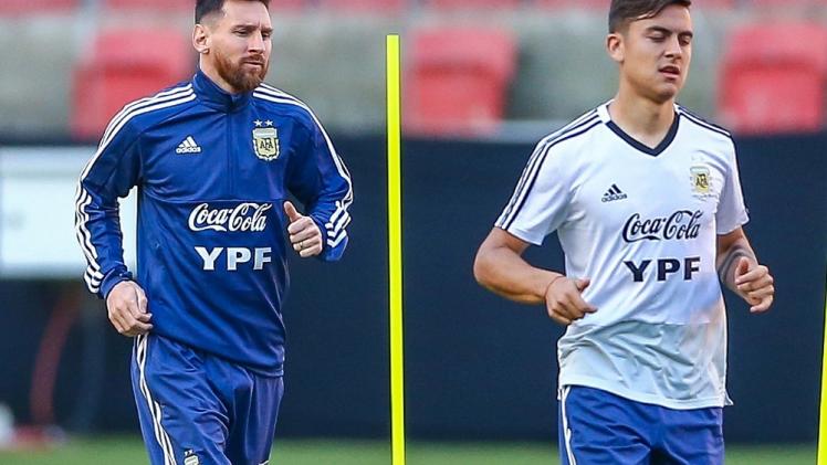 ميسي وديبالا