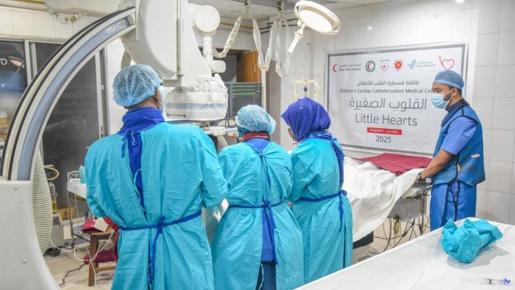 جانب من علاج الأطفال مرضى القلب في بنغلاديش