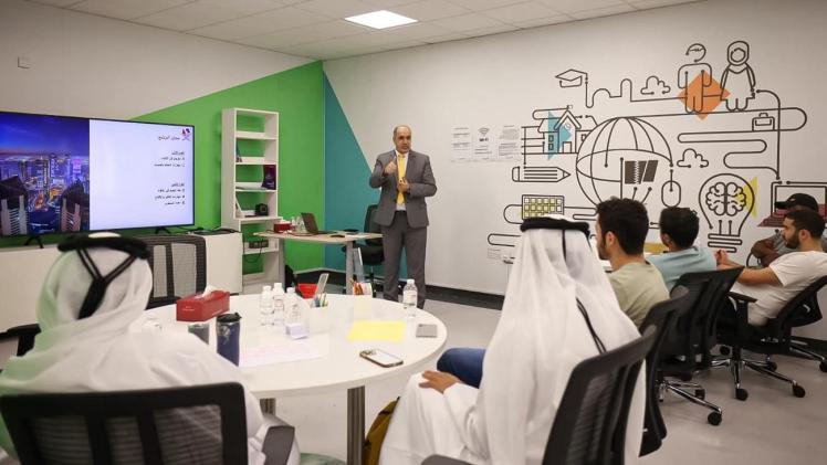 جانب من فعاليات البرنامج