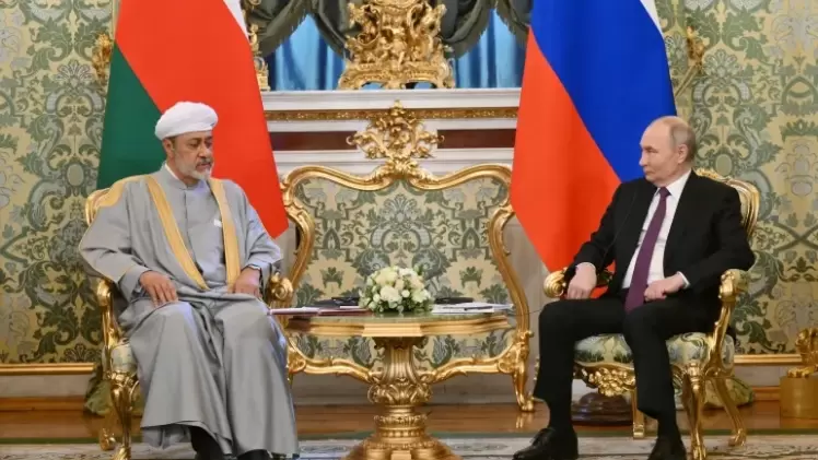 بوتين والسلطان هيثم بن طارق آل سعيد