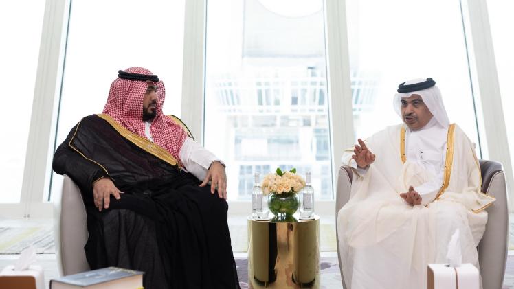 جانب من أحد الاجتماعات