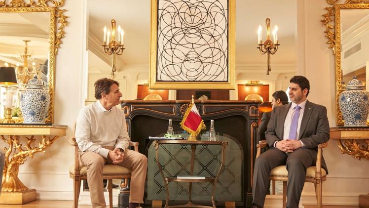 جانب من أحد الاجتماعات