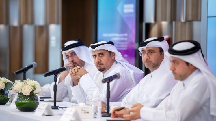 جانب من الجلسة الحوارية