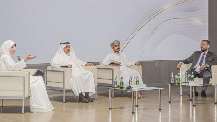 جانب من فعاليات الندوة