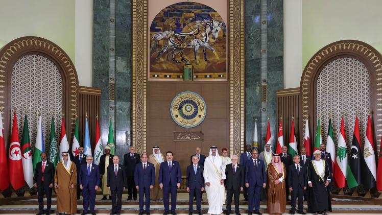 جانب من مشاركة سمو الأمير في القمة العربية