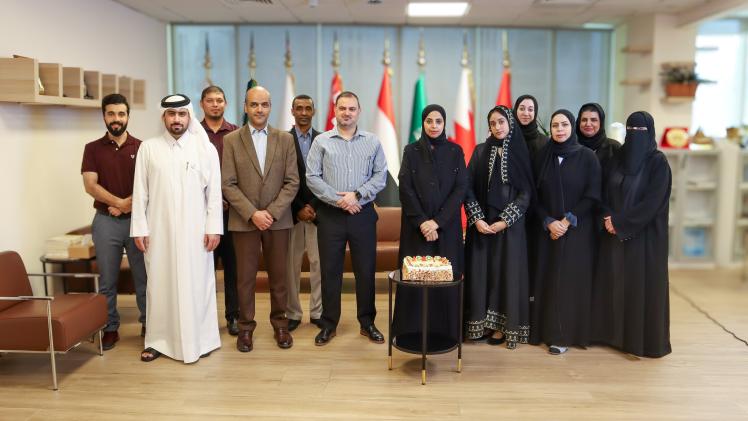 جانب من استلام الاعتماد