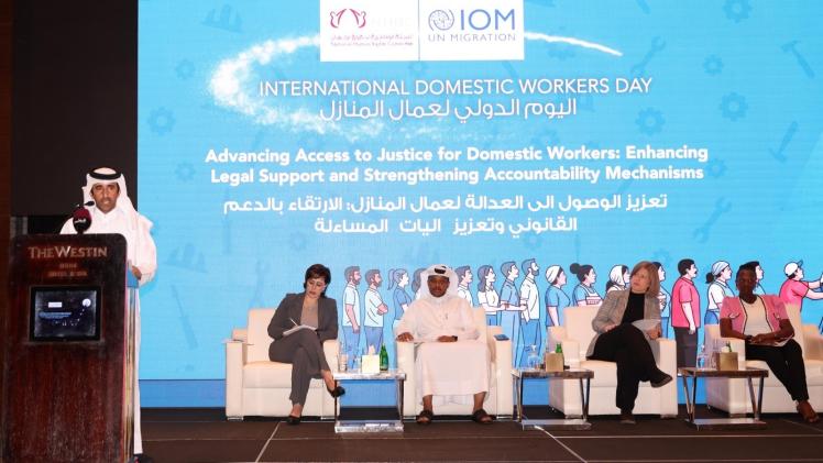 جانب من الحلقة النقاشية