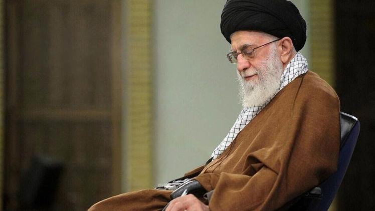 علي خامنئي