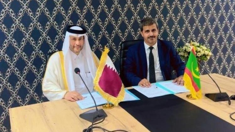 جانب من توقيع الاتفاقية