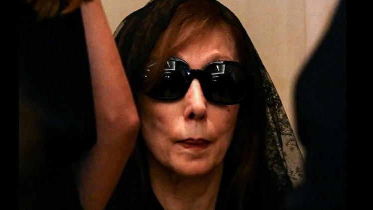 الفنانة فيروز في جنازة زياد الرحباني