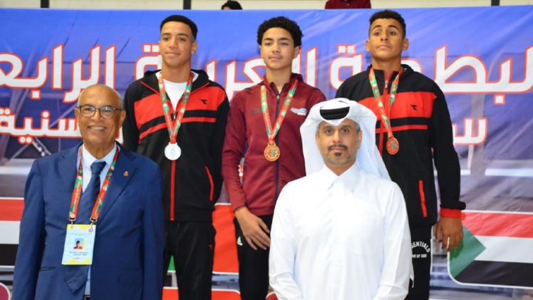 جانب من التتويج