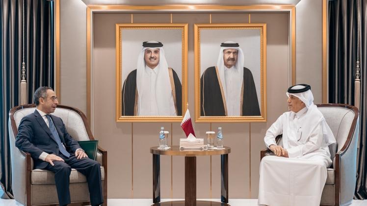 سعادة وزير الدولة للشؤون الخارجية يتسلم الرسالة