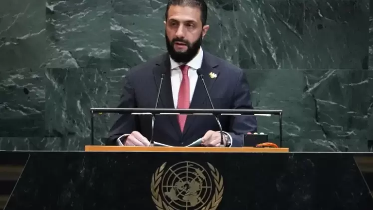 الرئيس السوري أحمد الشرع