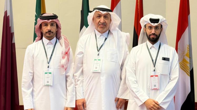 الوفد القطري المشارك بالاجتماع