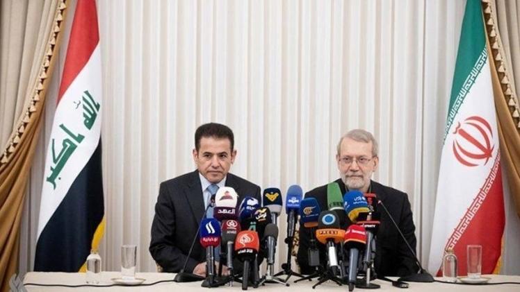 قاسم الأعرجي وعلي لاريجاني