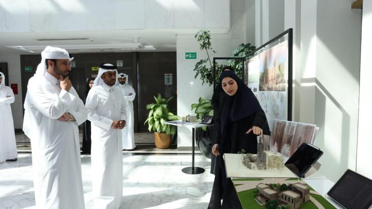 جانب من المعرض