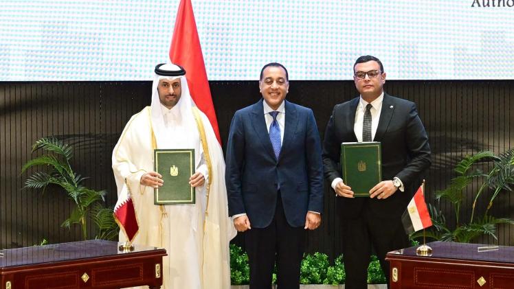 جانب من توقيع الاتفاية