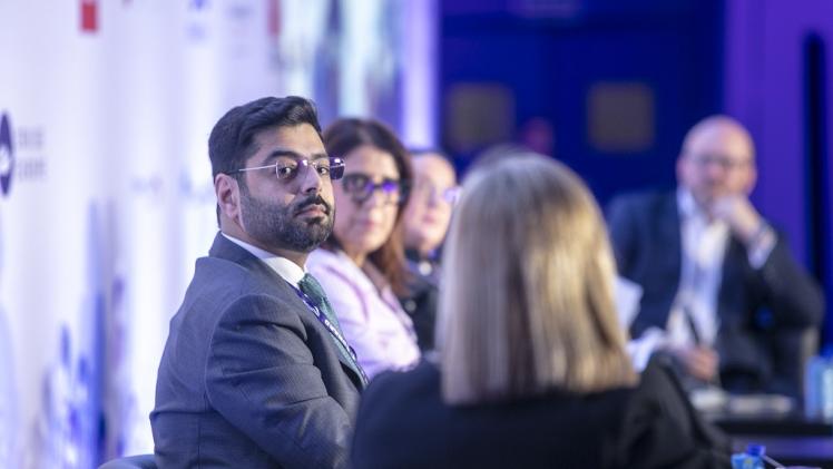 جانب من المشاركة القطرية في القمة