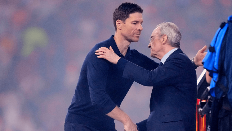 فلرونتينو بيريز وتشابي ألونسو