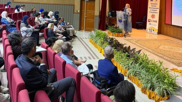 جانب من المؤتمر