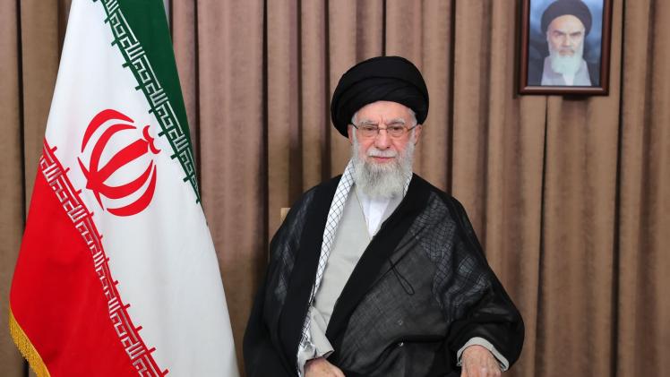 علي خامنئي