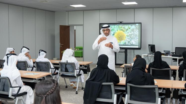 جانب من فعاليات النادي البيئي الصيفي